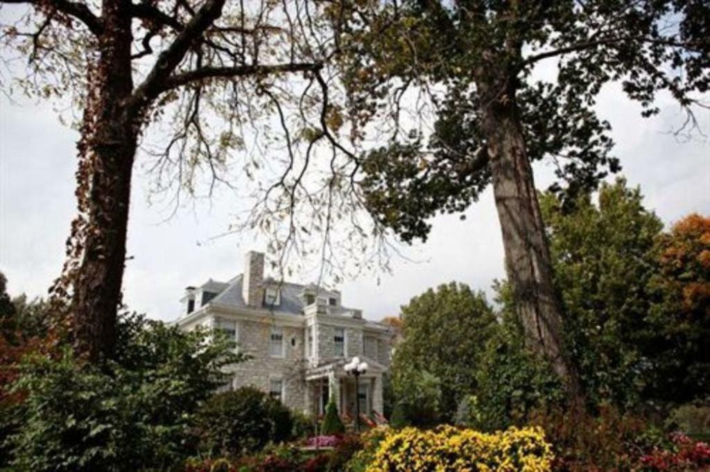 Hawthorn Bed And Breakfast Independence Ngoại thất bức ảnh